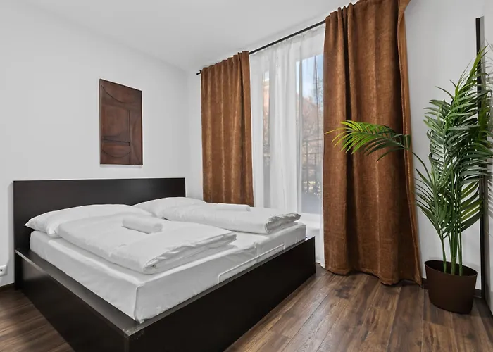 Lam Western Ac Apartmán *