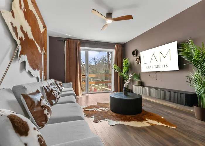 Lam Western Ac * Bratislava