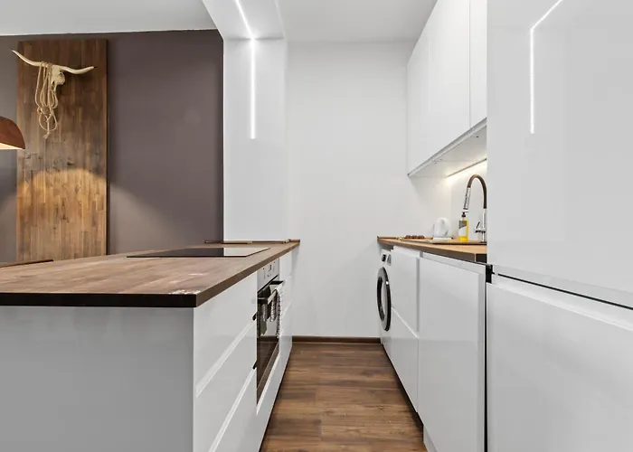 Lam Western Ac Apartmán *